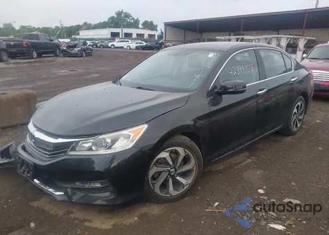 2017 Honda Accord Ex-L z USA, uszkodzony, nr VIN 1HGCR2F80HA015181